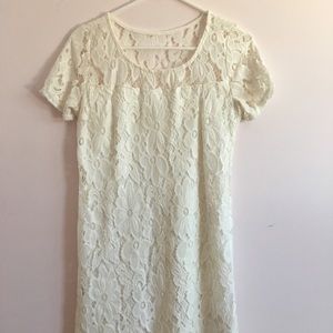 short sleeve lace hollister dress!